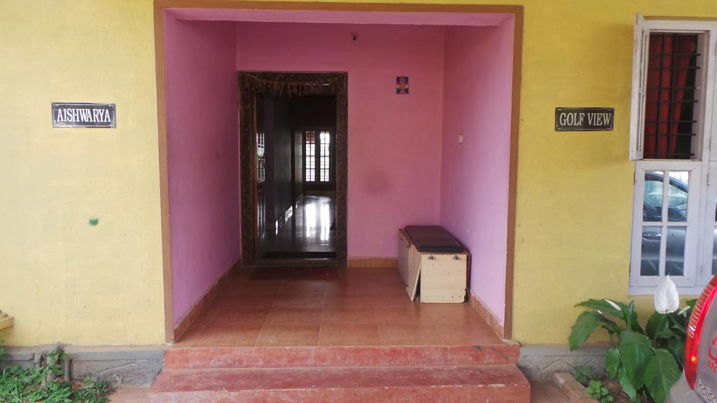 Golf View Cottages Madikeri Extérieur photo